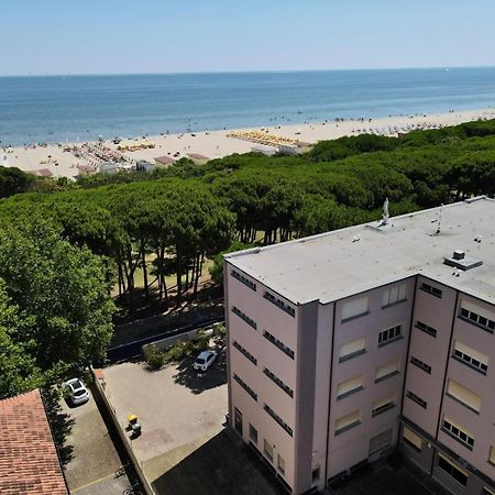 Meet Hostel Cervia Bagian luar foto