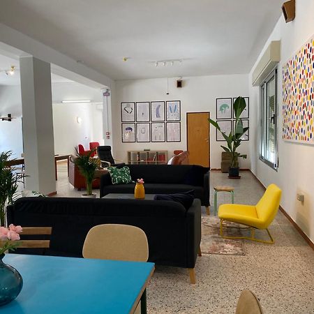 Meet Hostel Cervia Bagian luar foto