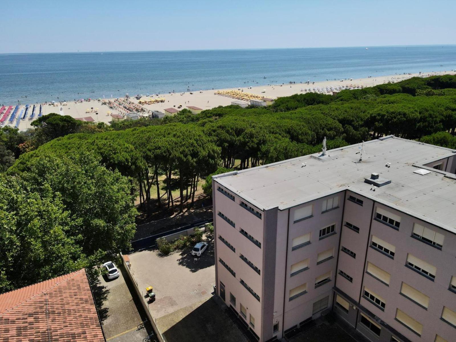 Meet Hostel Cervia Bagian luar foto