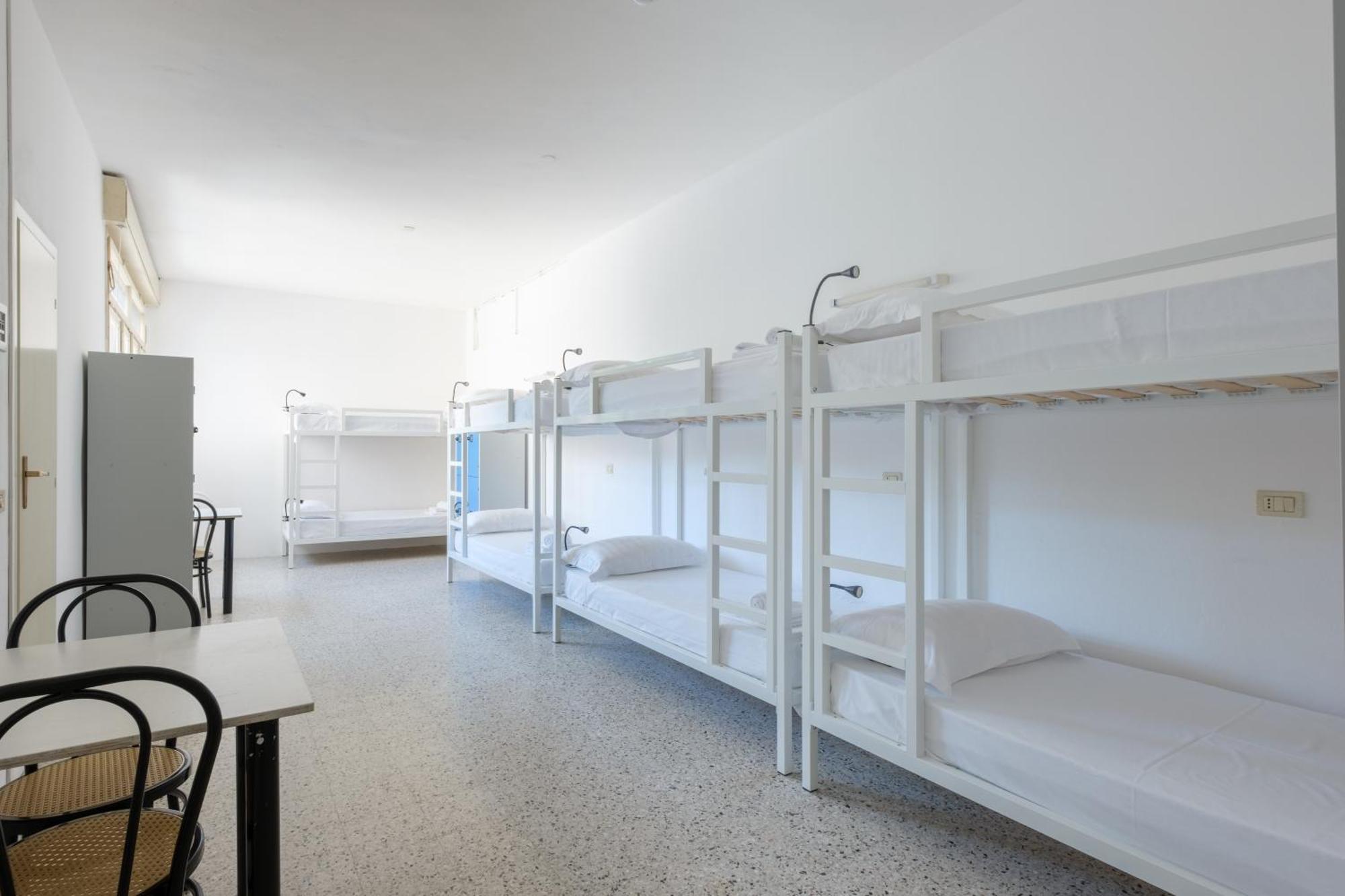 Meet Hostel Cervia Bagian luar foto