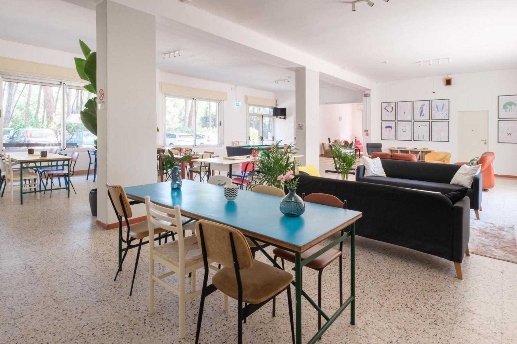 Meet Hostel Cervia Bagian luar foto