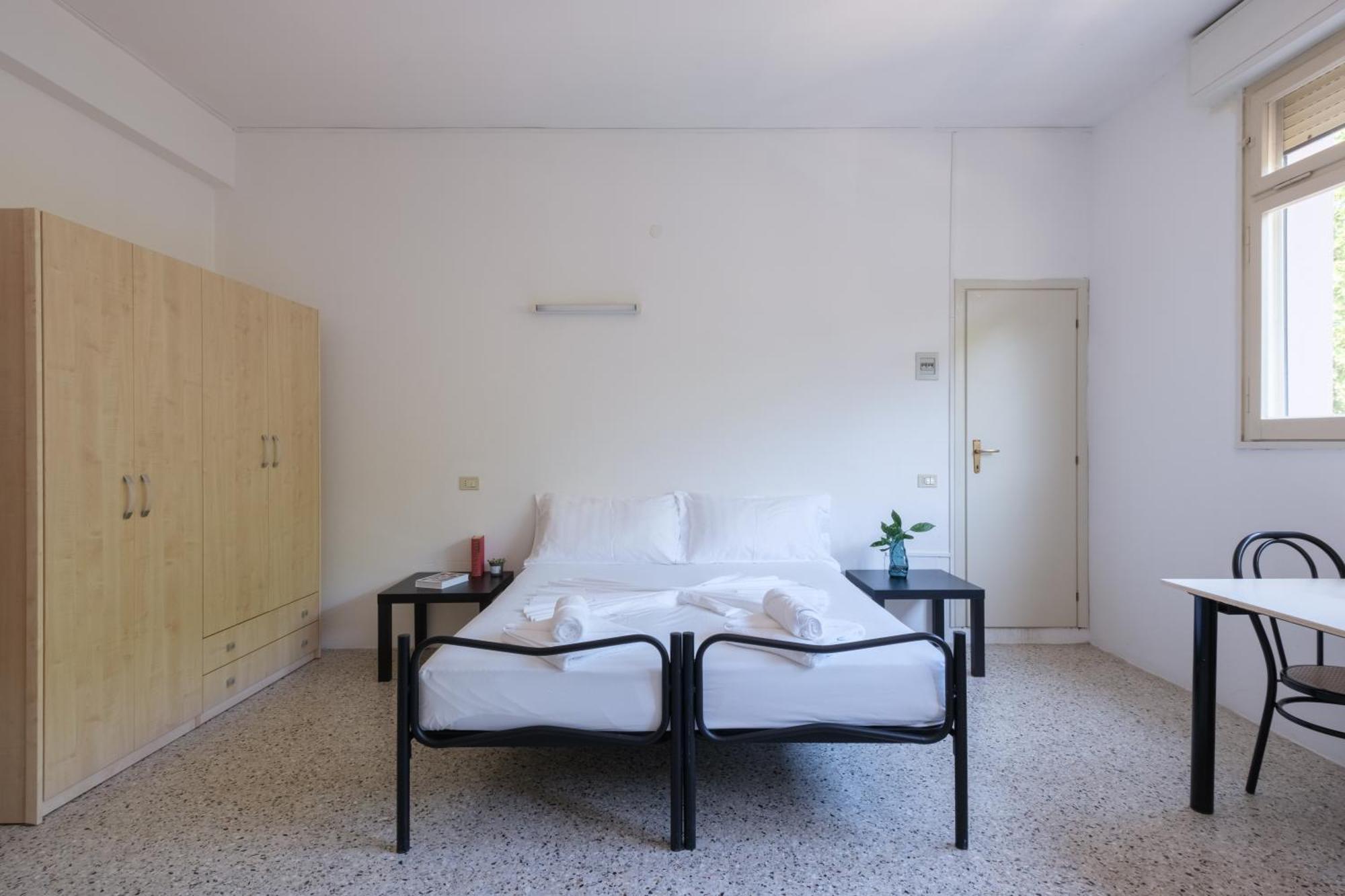 Meet Hostel Cervia Bagian luar foto