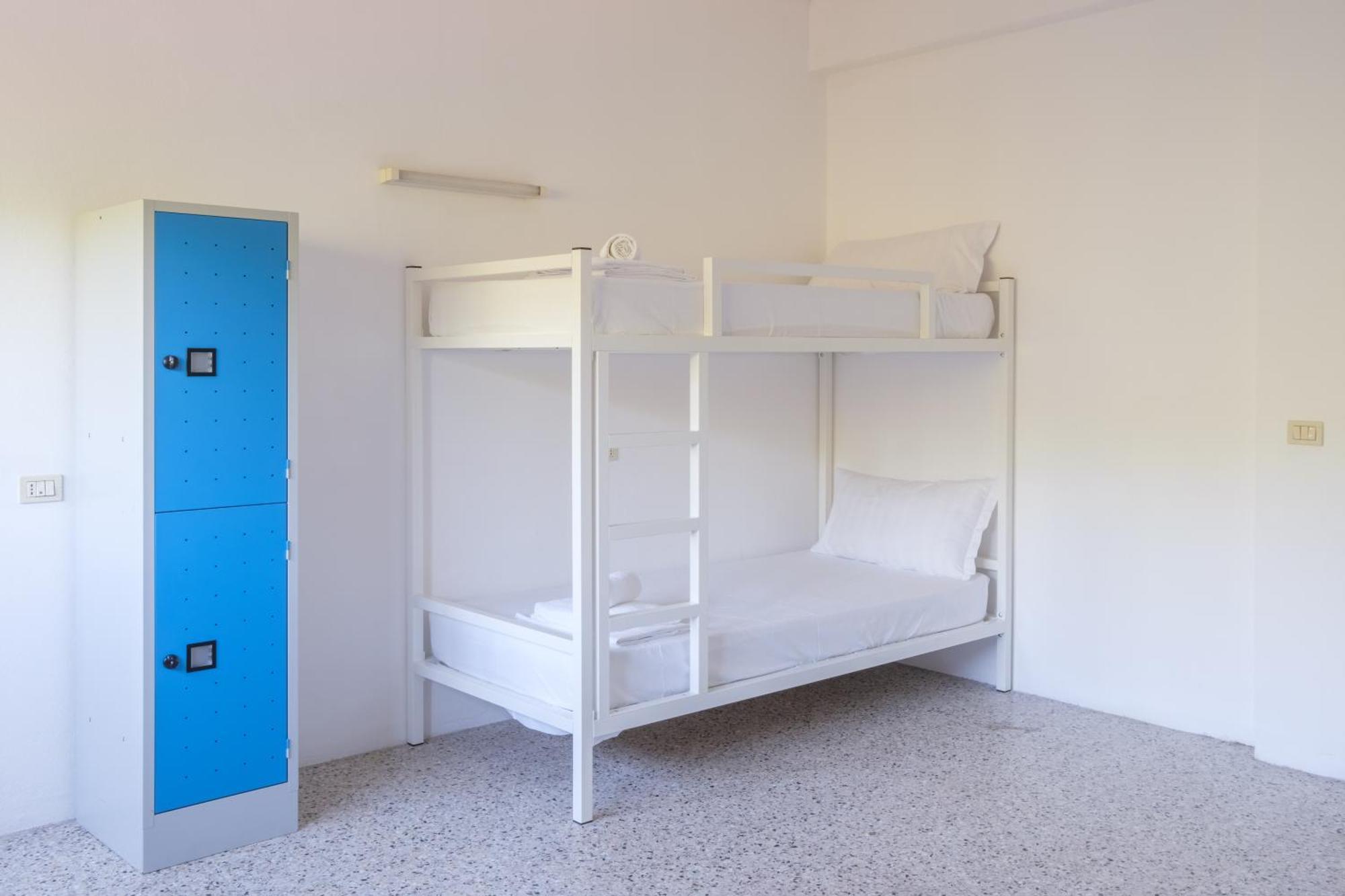 Meet Hostel Cervia Bagian luar foto