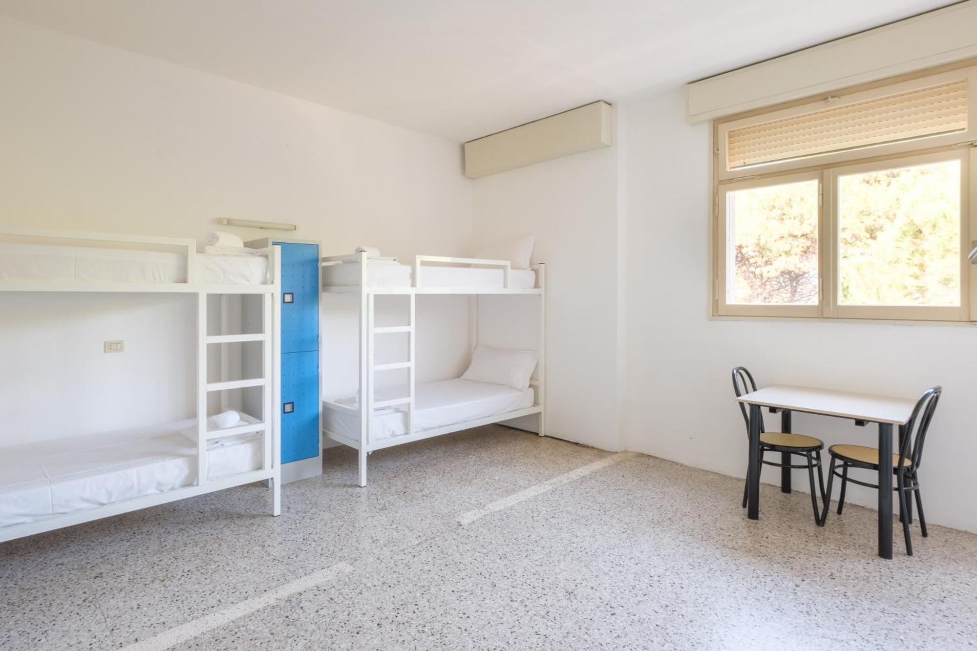 Meet Hostel Cervia Bagian luar foto