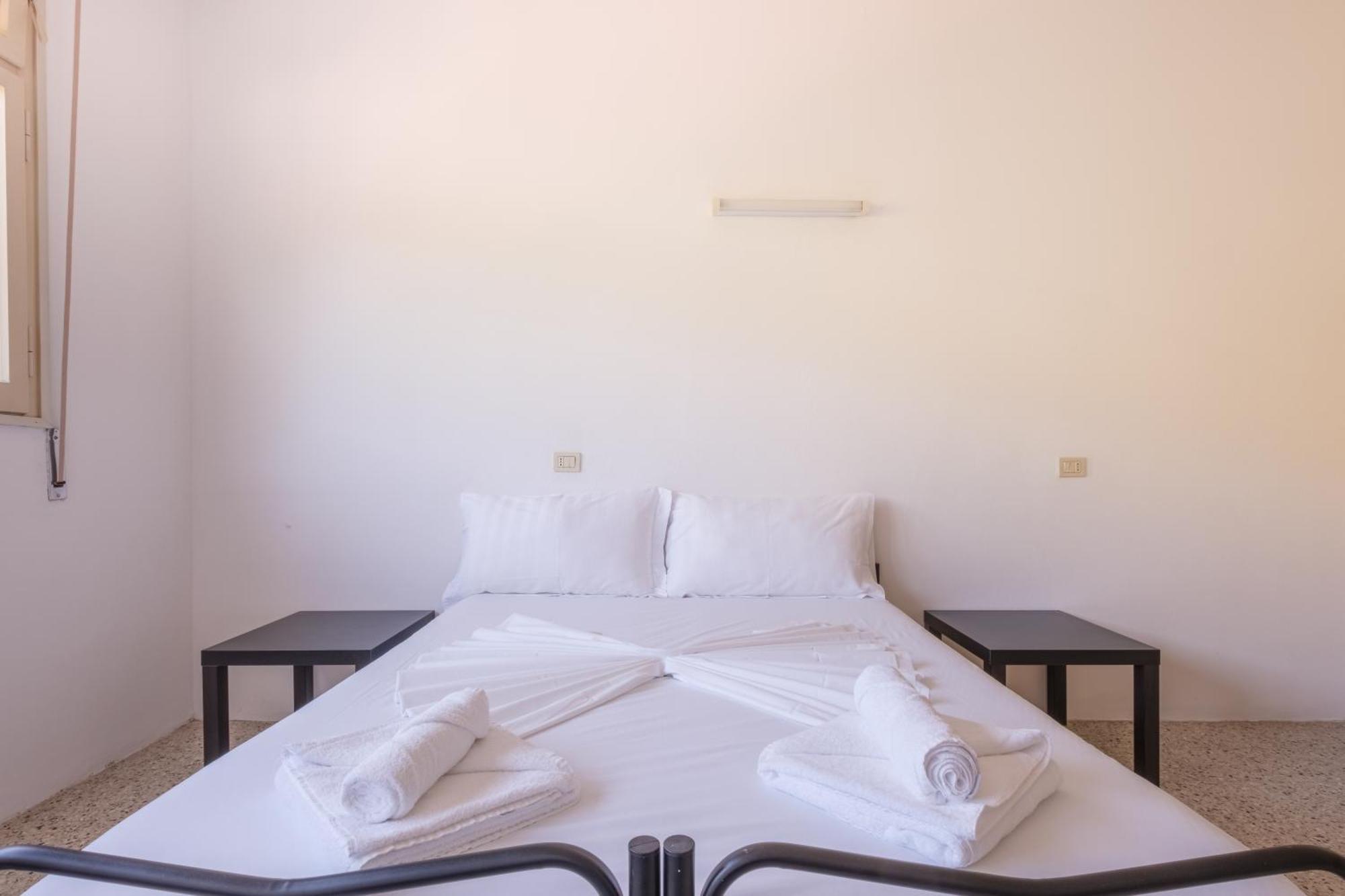 Meet Hostel Cervia Bagian luar foto