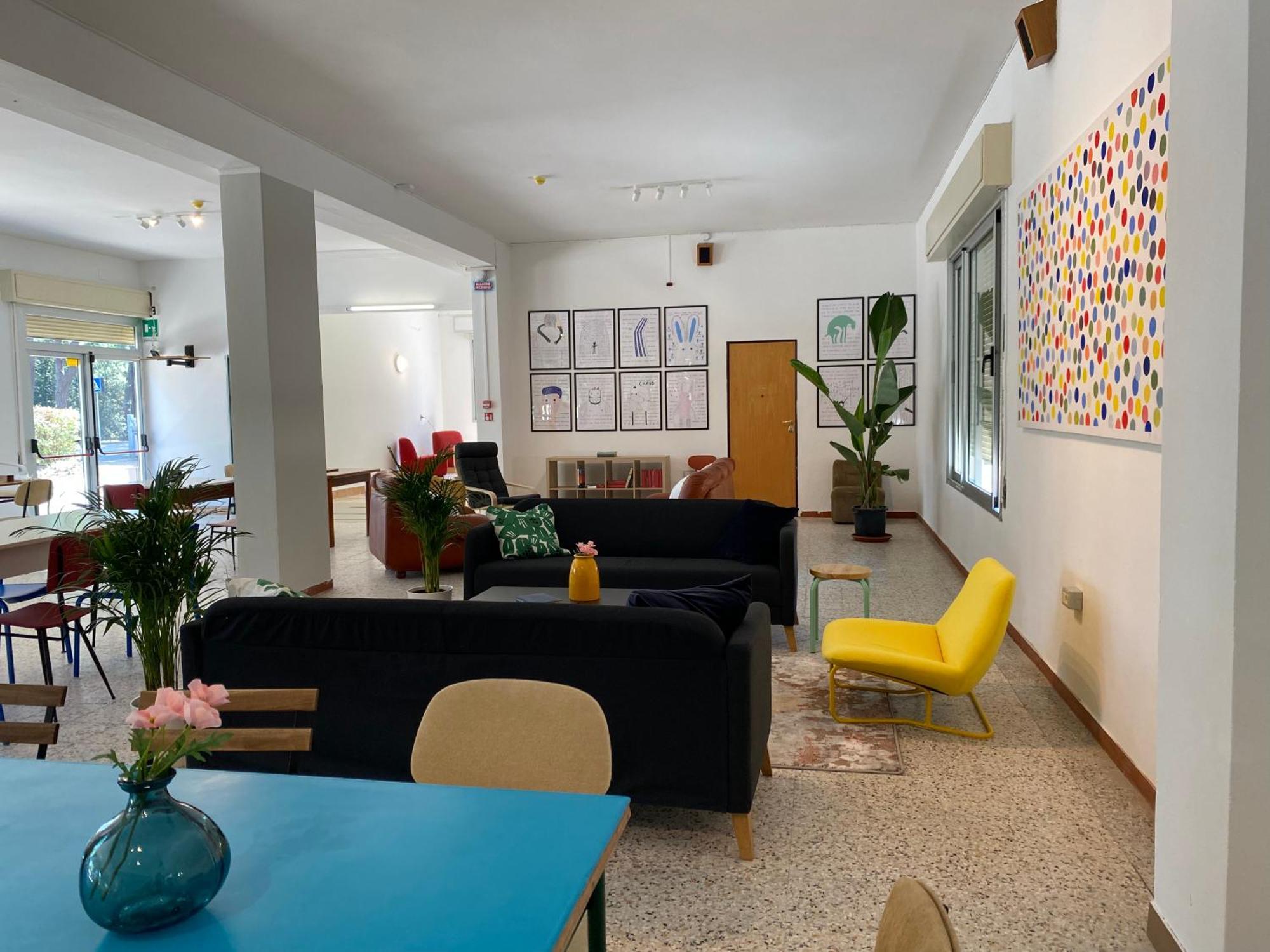 Meet Hostel Cervia Bagian luar foto