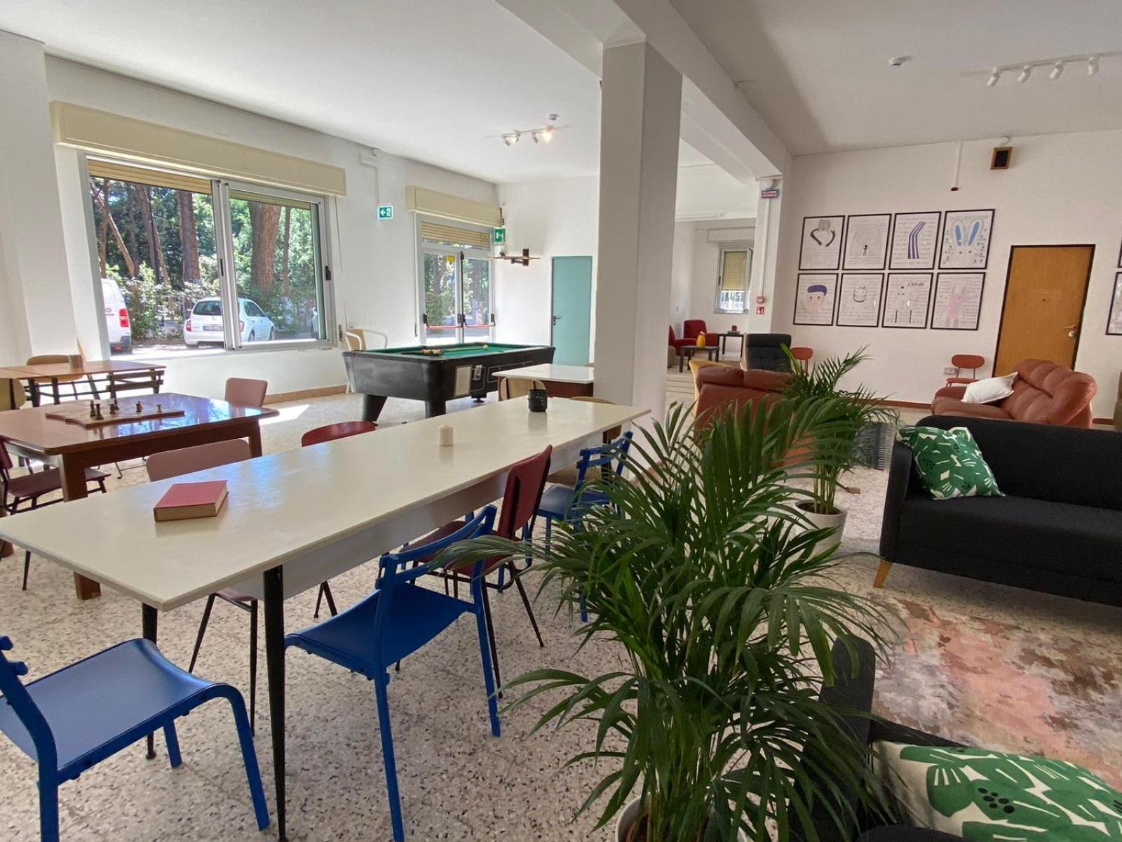 Meet Hostel Cervia Bagian luar foto